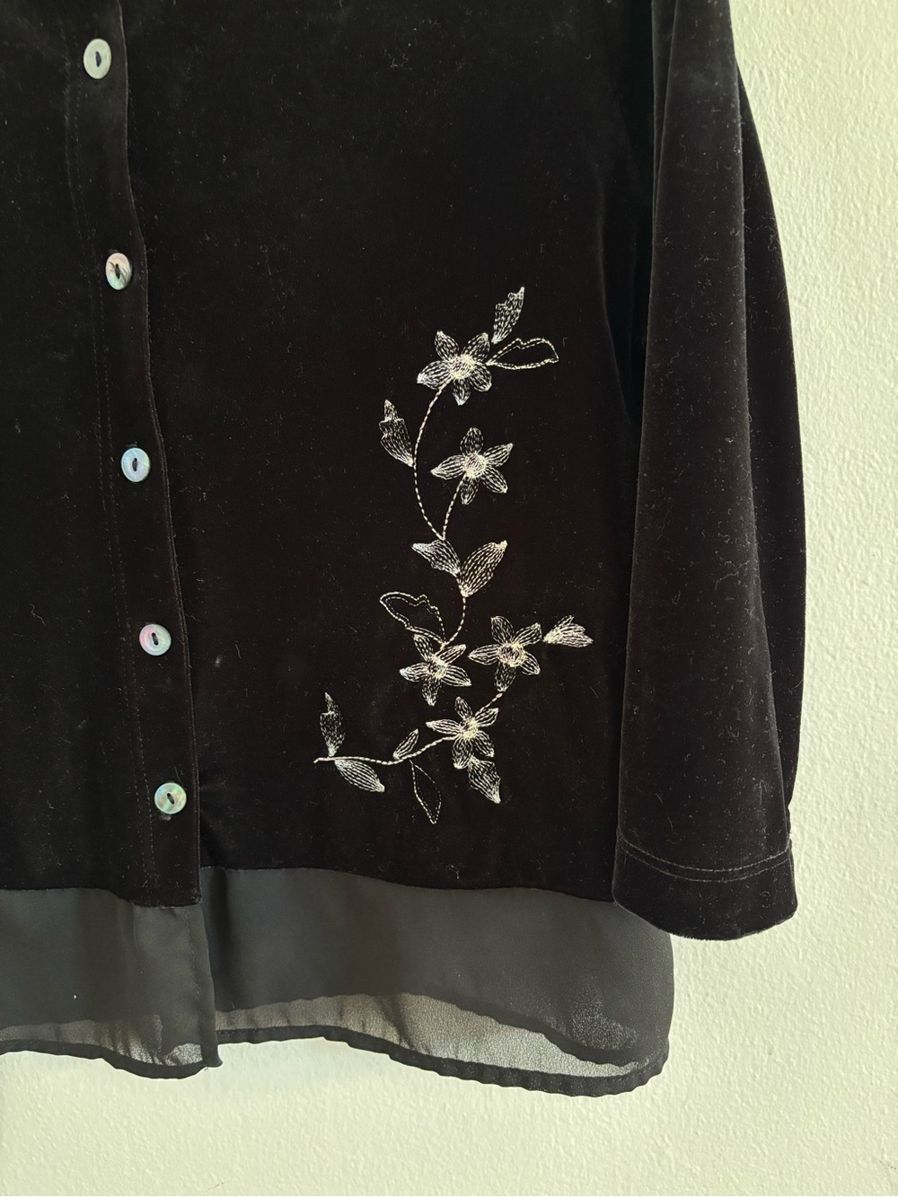 Source Unknown Black Velvet Button-Front Top with Floral Beadwork - Picture 2 of 4